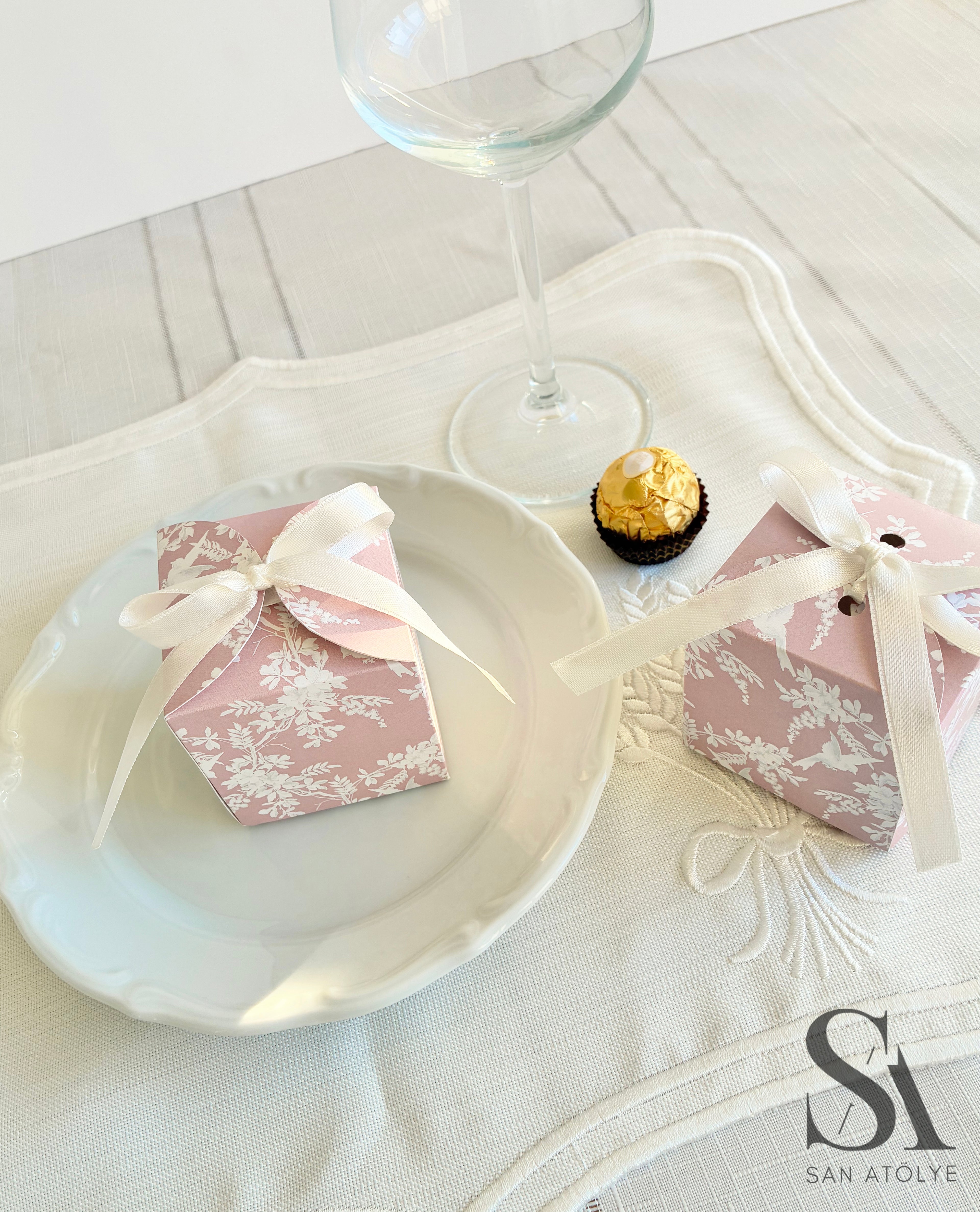 Rose Pink Hediyelik Kutu