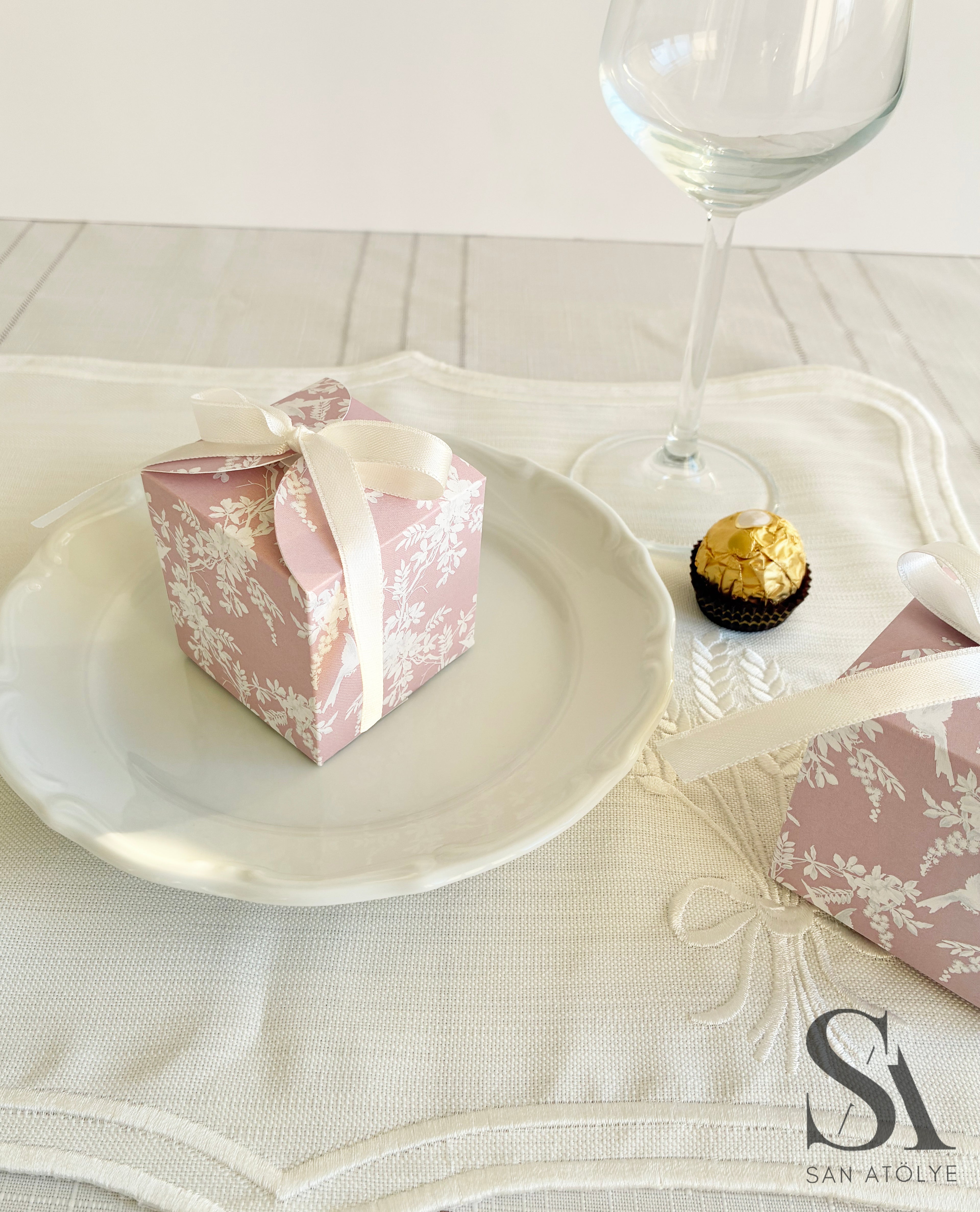 Rose Pink Hediyelik Kutu