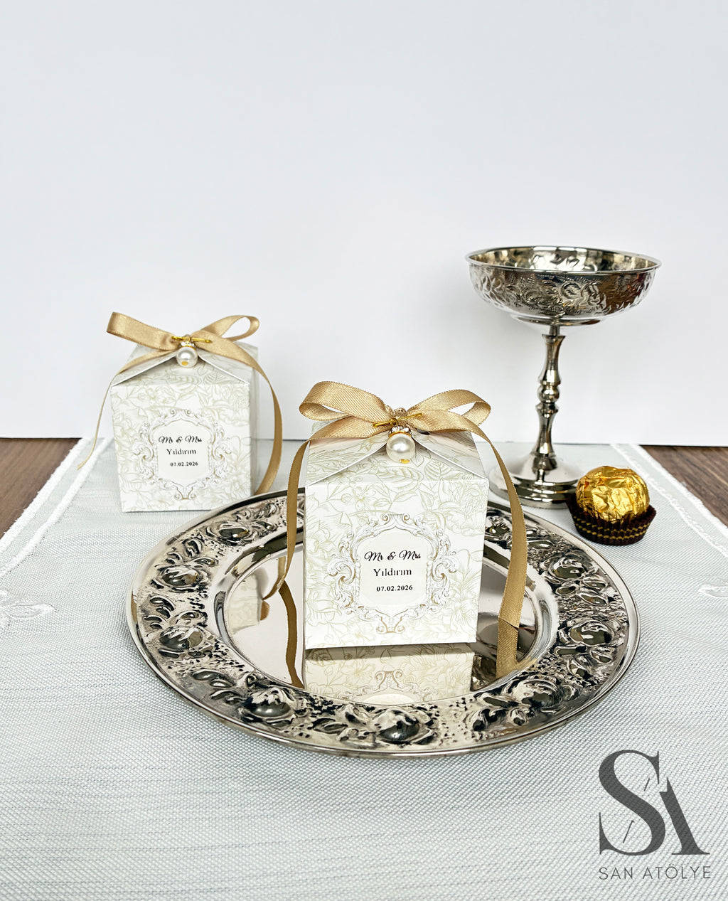 Ivory Hediyelik Kutu - Fildişi
