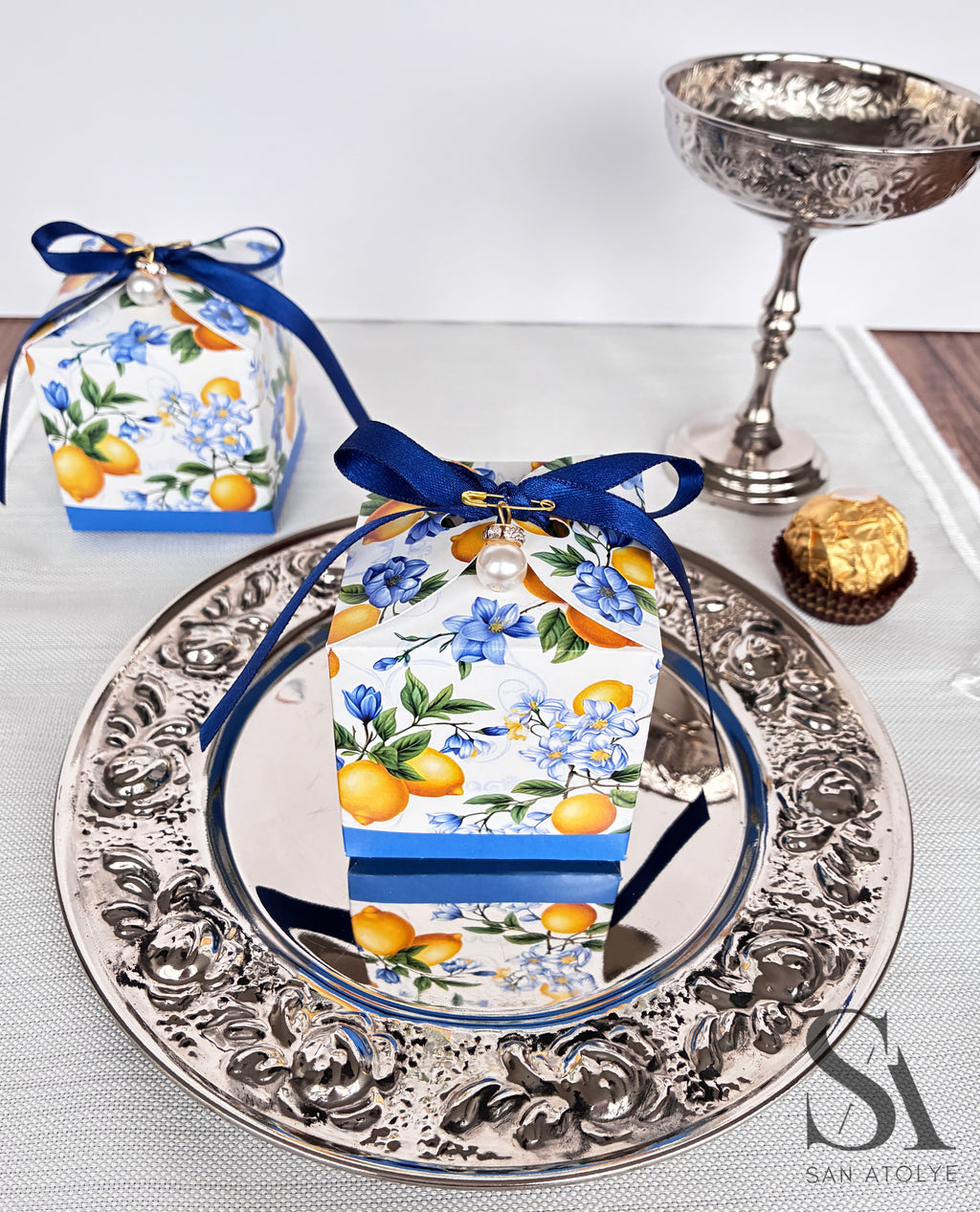 Lemon Breeze Floral Hediyelik Kutu