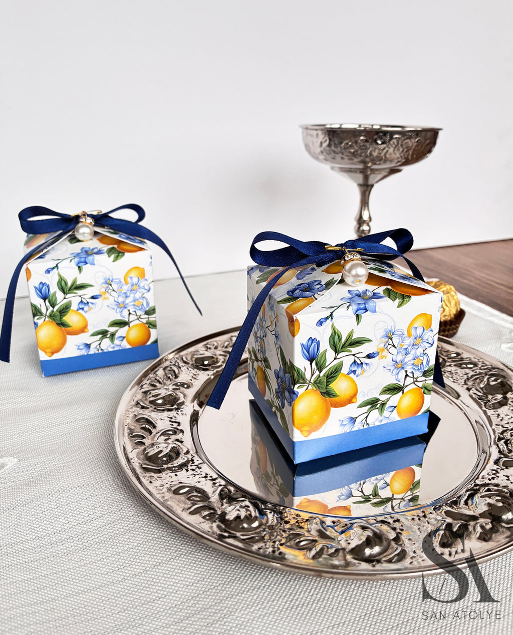 Lemon Breeze Floral Hediyelik Kutu