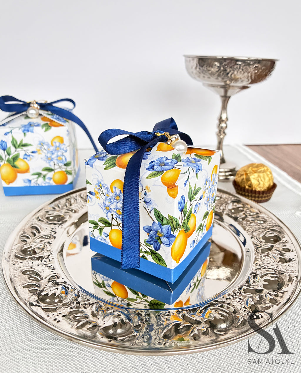 Lemon Breeze Floral Hediyelik Kutu