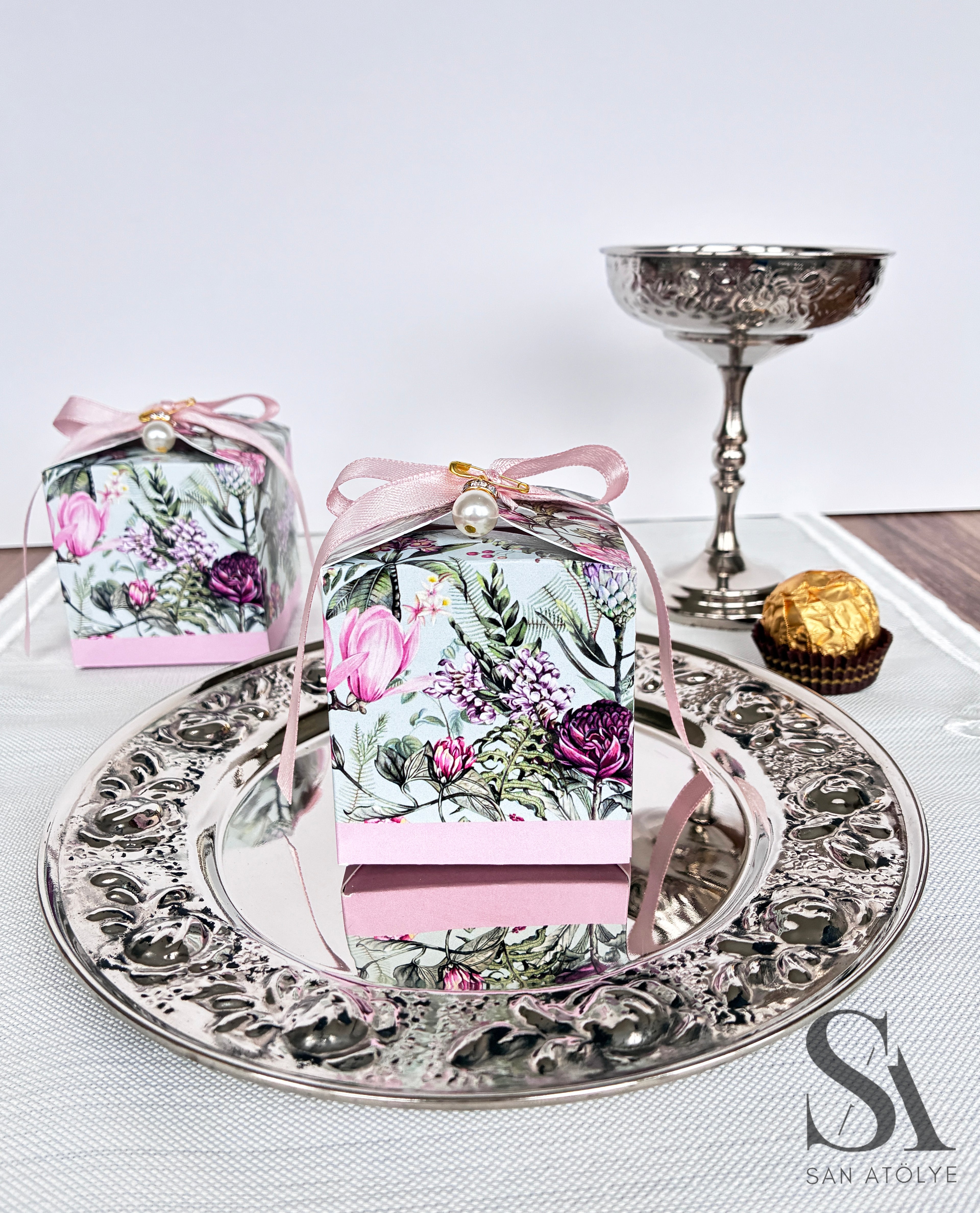 Pink Peony Floral Hediyelik Kutu