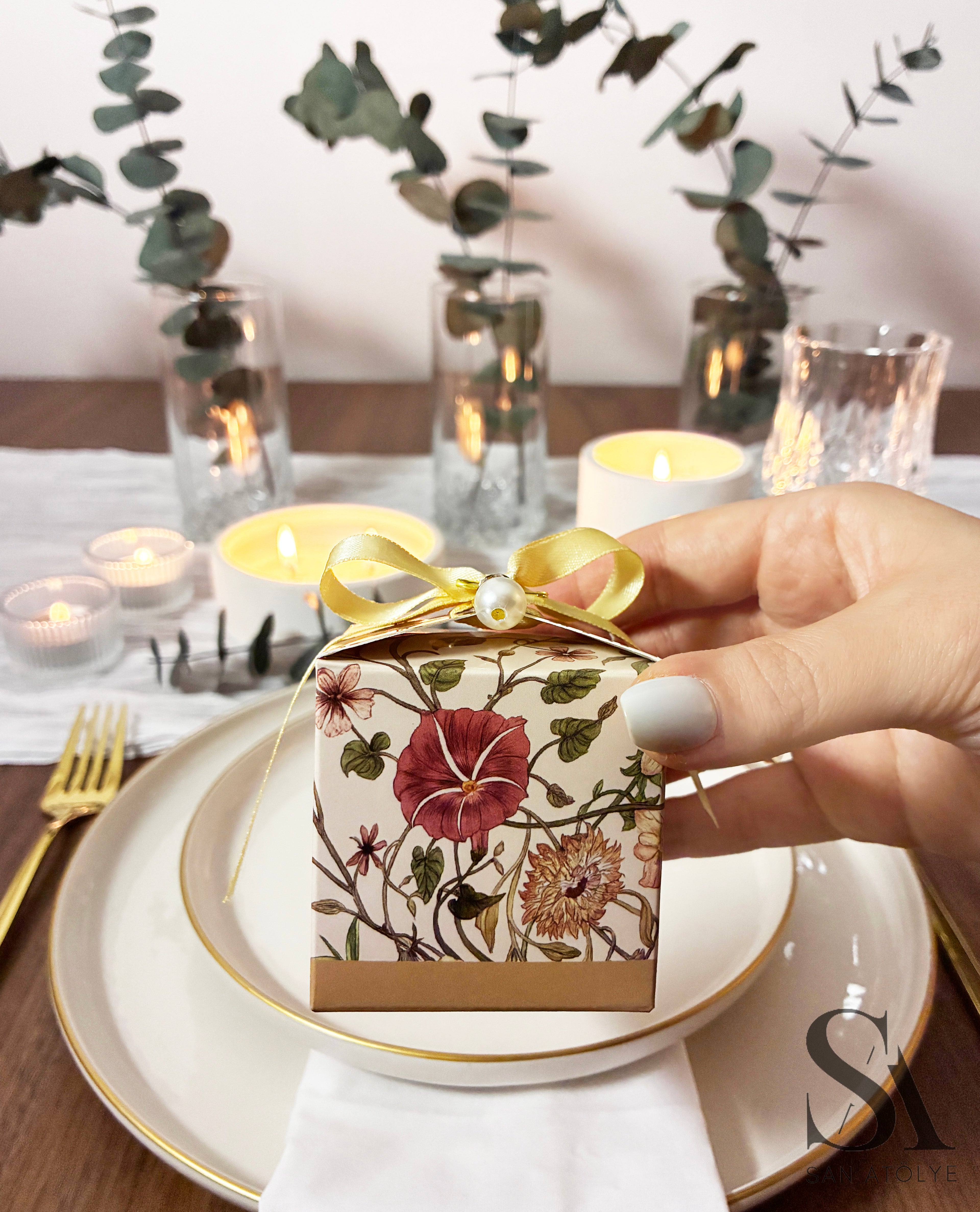 Honey Bloom Floral Hediyelik Kutu